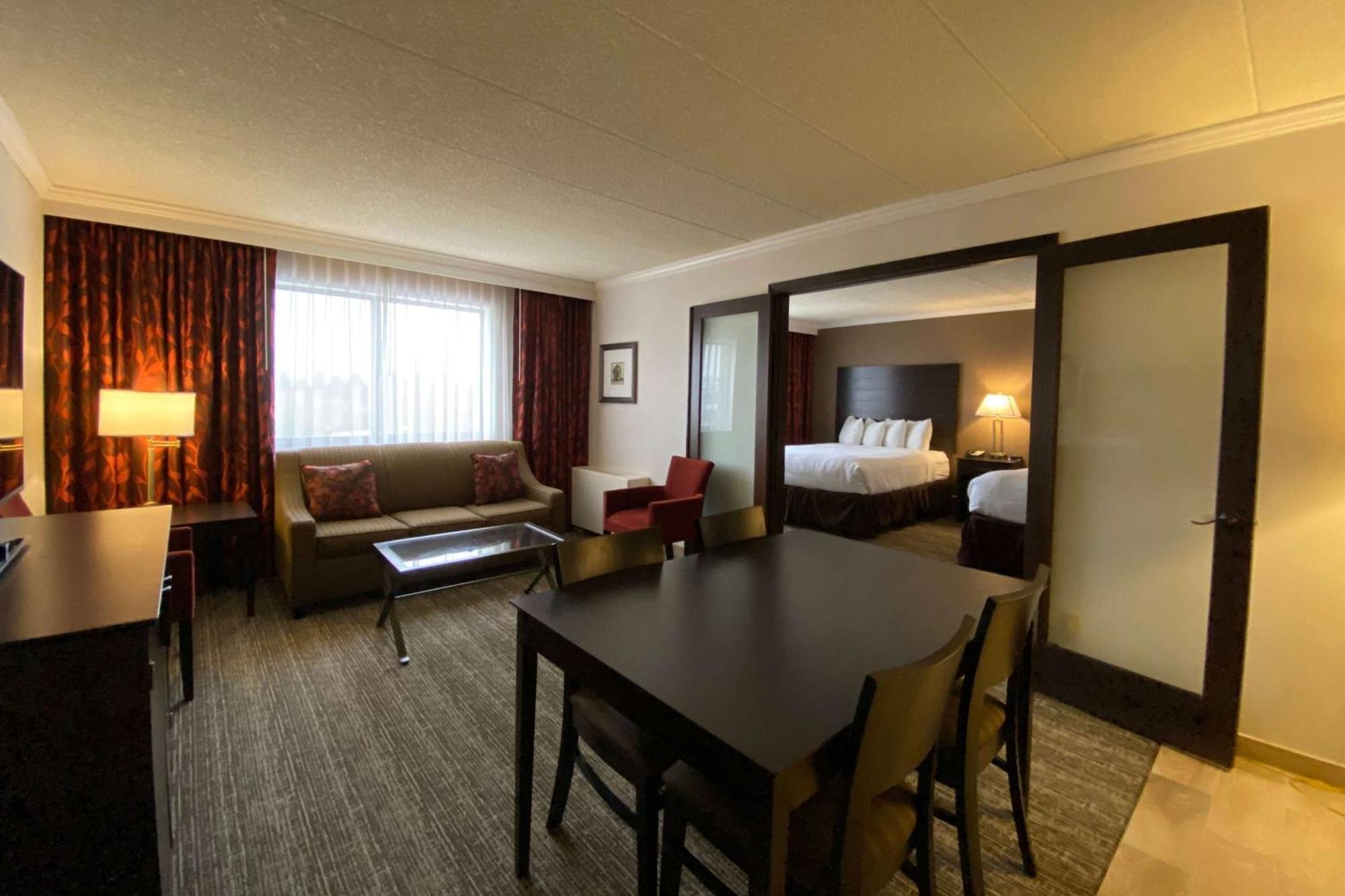 Hotel Wyndham Minneapolis South 3*