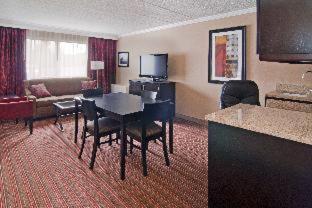 Hotel Wyndham Minneapolis South 3*